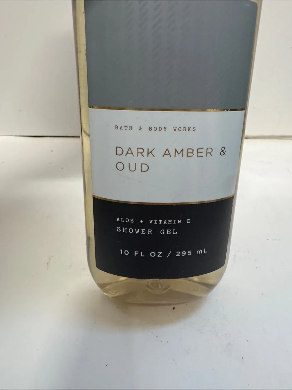 Bath Body Works Dark Amber Oud Shower Gel 10 OZ